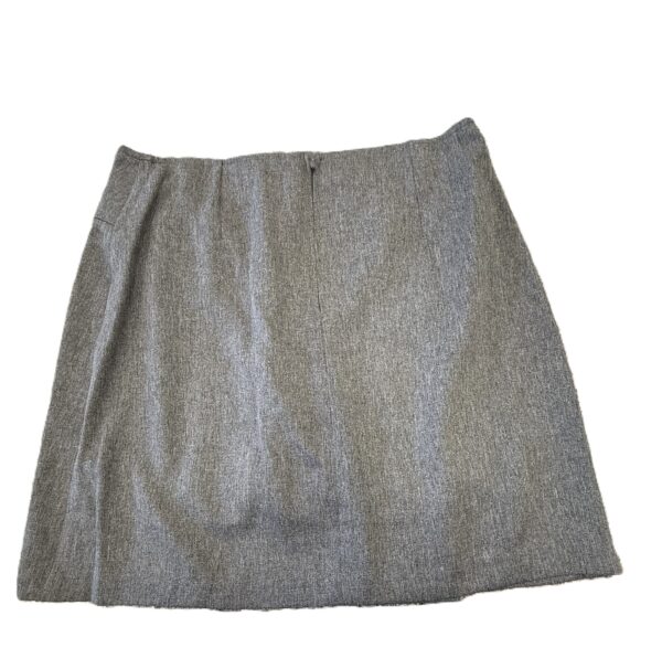 Grey Skirt w/ shorts underneath - Image 2